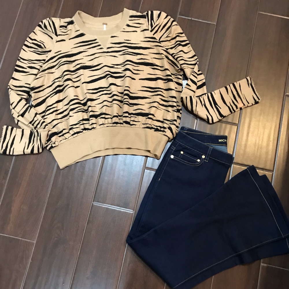 Free people sweater